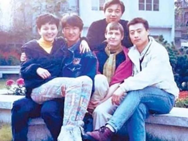 中国十位黄金单身汉,至今未婚的5位黄金单身汉