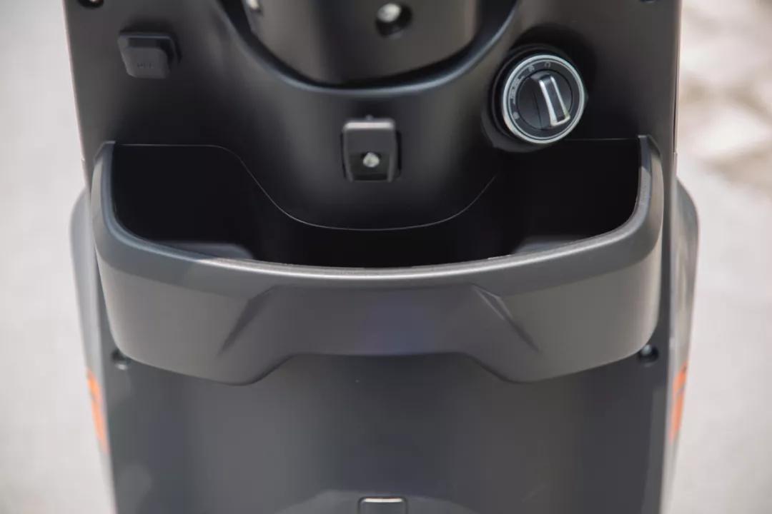 雅迪轻便摩托T9D能装多大电池,雅迪t9