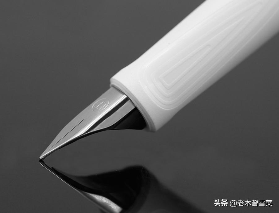 当我们谈论感情时我们在谈论什么,当我们谈论生死时我们在谈论什么