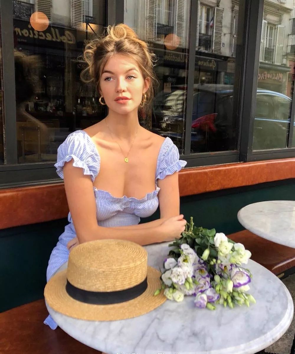 陈都灵绝美穿搭,陈都灵最新穿搭图