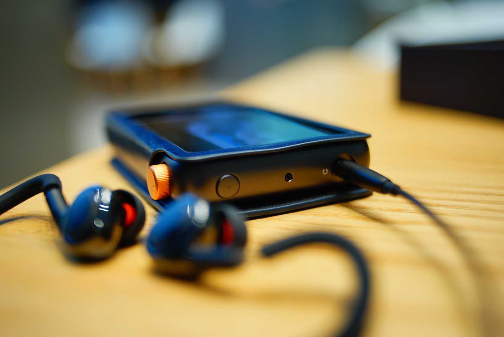 艾利和ct15评测：全球首款ai语音*放播**器，开口就能找到你想听的