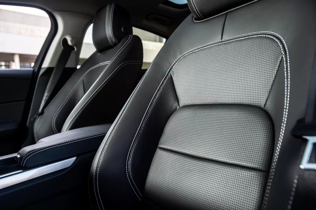 昆明秋名山弯道超车小试捷豹xel,彩云之巅抢先试驾全新捷豹xel