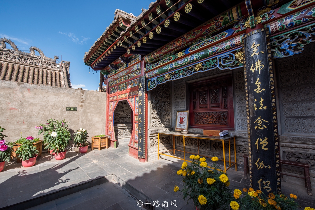 西宁一个四线城市却如此繁华,西宁城市经济发达吗