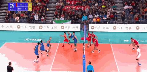 中国男排全力争夺奥运资格,中国男排奥预赛遭两连败