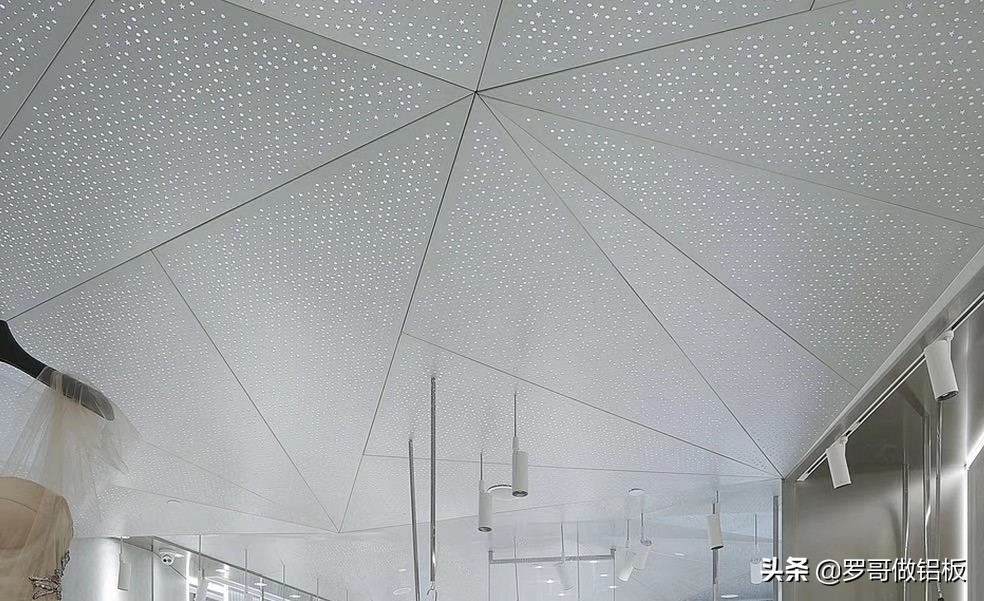 铝单板吊顶安装师傅,铝单板吊顶密拼安装方法