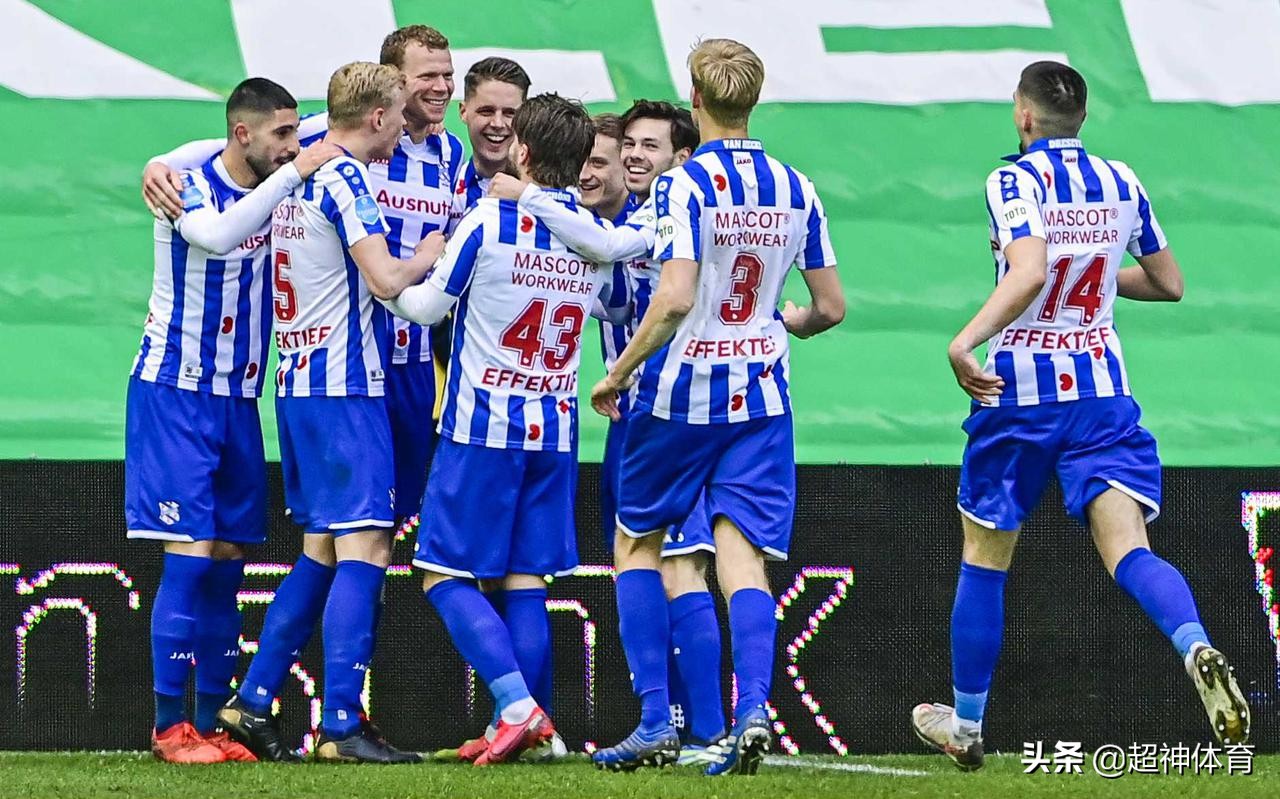 荷甲前瞻格罗宁根,荷甲足球比分直播实时比分