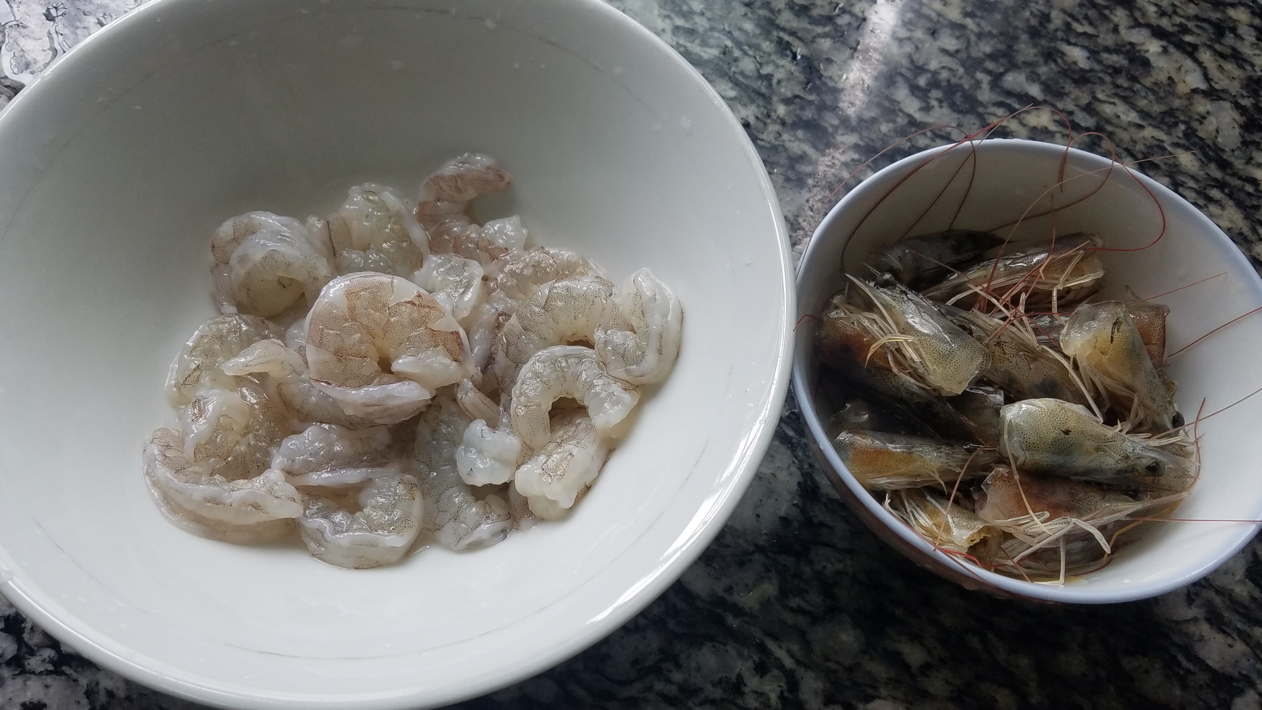 老东北美食虾仁豆腐家常做法,营养十足美味十足的虾仁豆腐