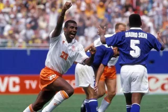 94年世界杯荷兰对巴西,1974世界杯荷兰被德国谁逆转