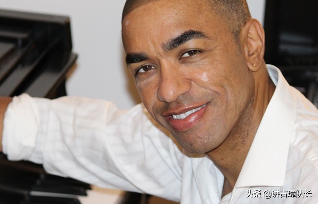 奥巴马亲弟弟在中国娶妻生子,奥巴马他兄弟定居在中国吗