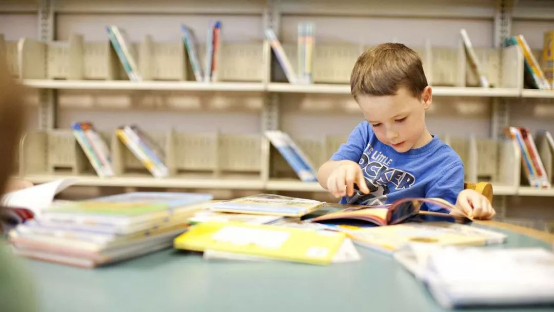 孩子注意力不集中上课走神怎么办,上课开小差注意力不集中