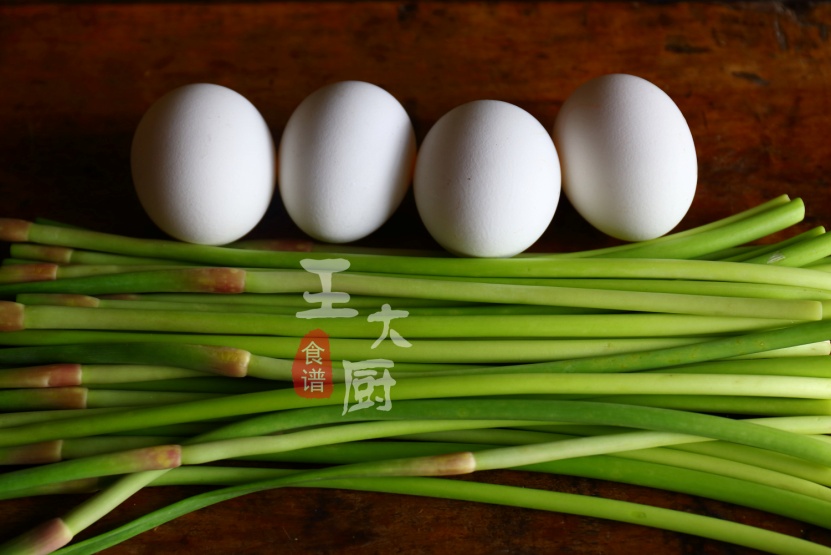 骨头肉荷包蛋的做法,荷包蛋夹肉做法大全