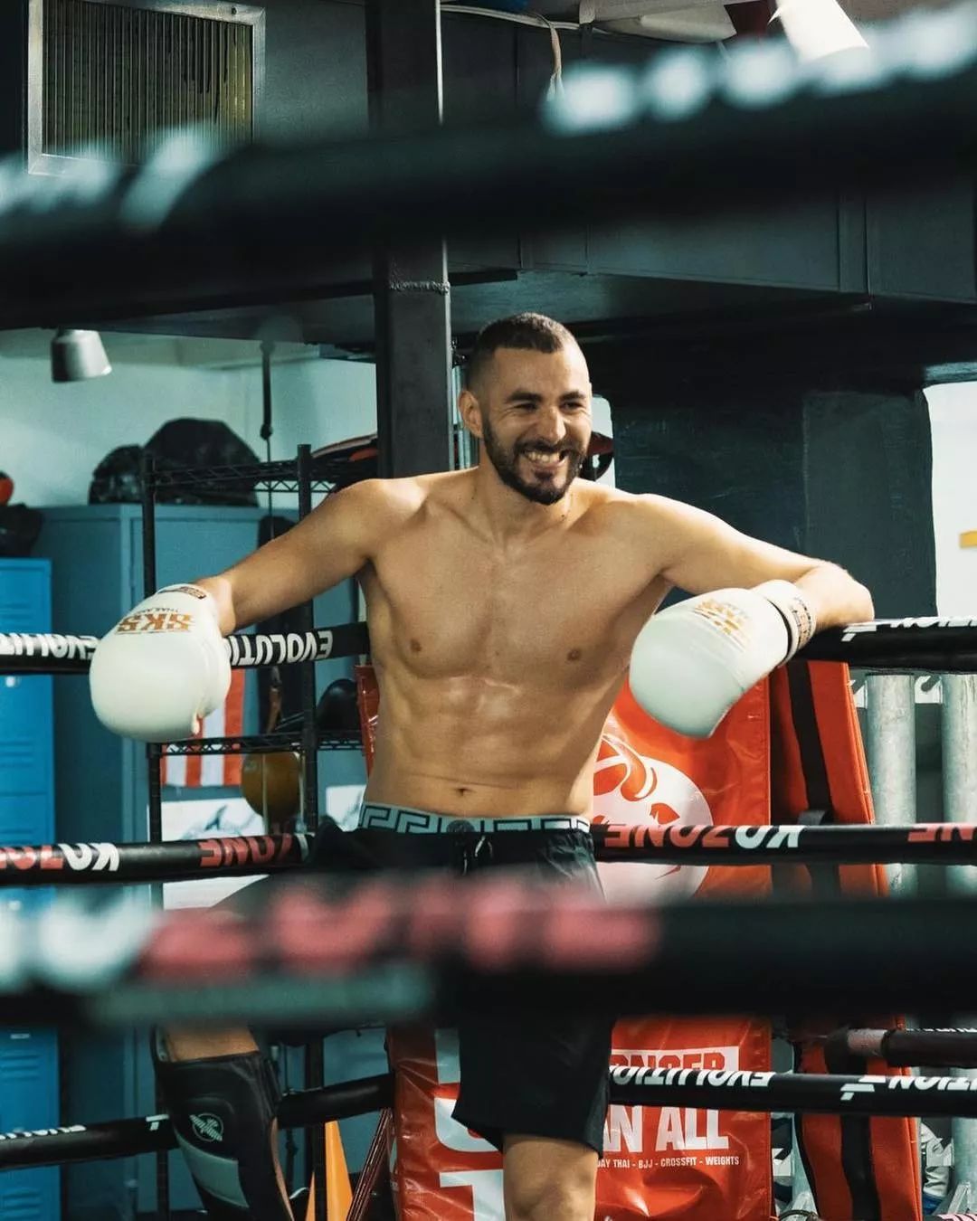 本泽马在阿拉伯进球,阿拉伯冠军联赛本泽马