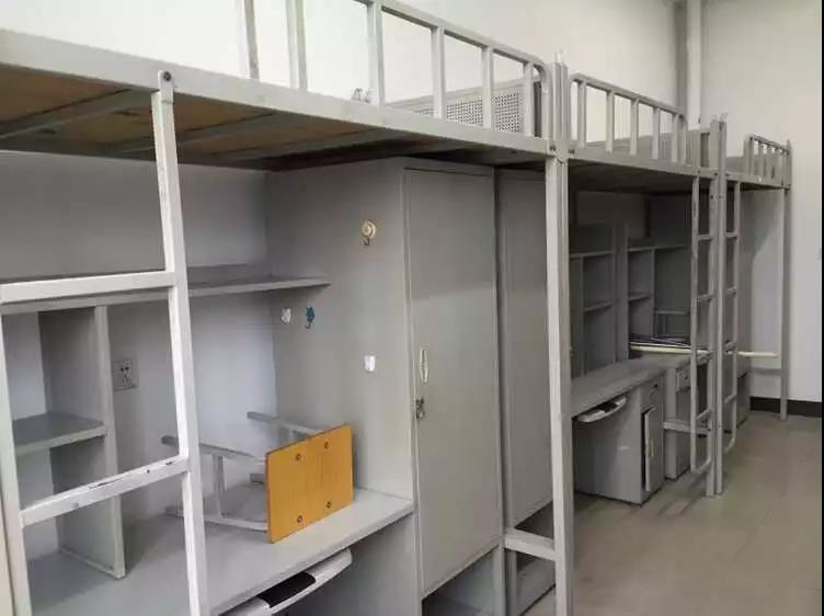 华北超豪华大学：宿舍空调暖气、阳台一应俱全，还坐拥6大网红餐厅！