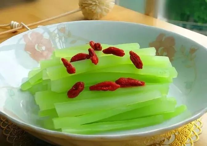 百草回芽，百病发作，12道清肺去火的春季美食推荐给大家！