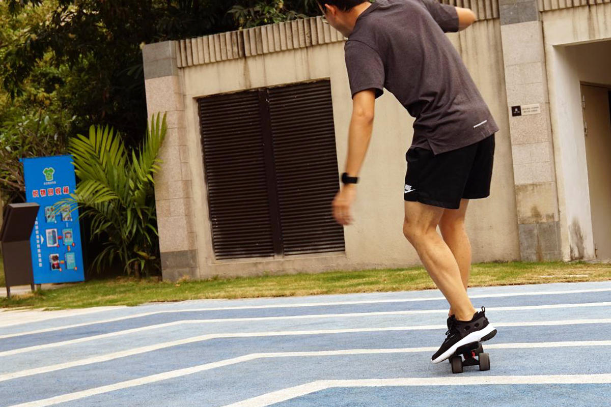 国产性价比之王运动鞋,国产鞋最软的是哪一款