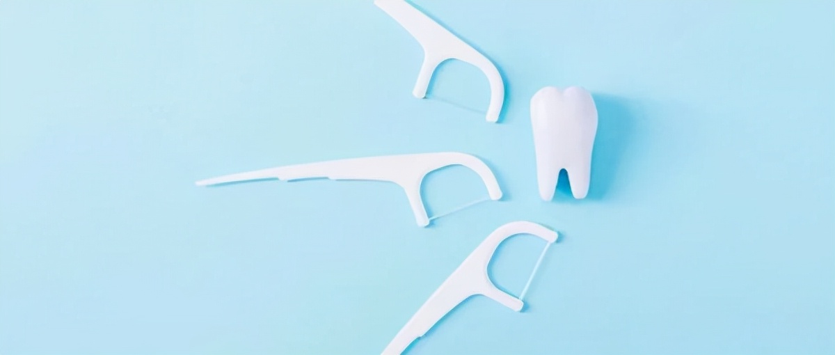 睡觉嘴里发干舌头发干,晚上睡觉嘴里发干发渴是怎么回事