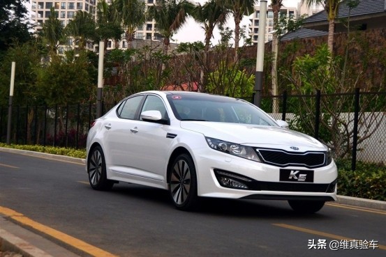 起亚k52016款2.0lhybridgls,起亚k52021款380gtline旗舰版