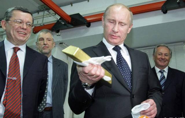 石油美元结算的作用,国际石油为什么一定要用美元结算