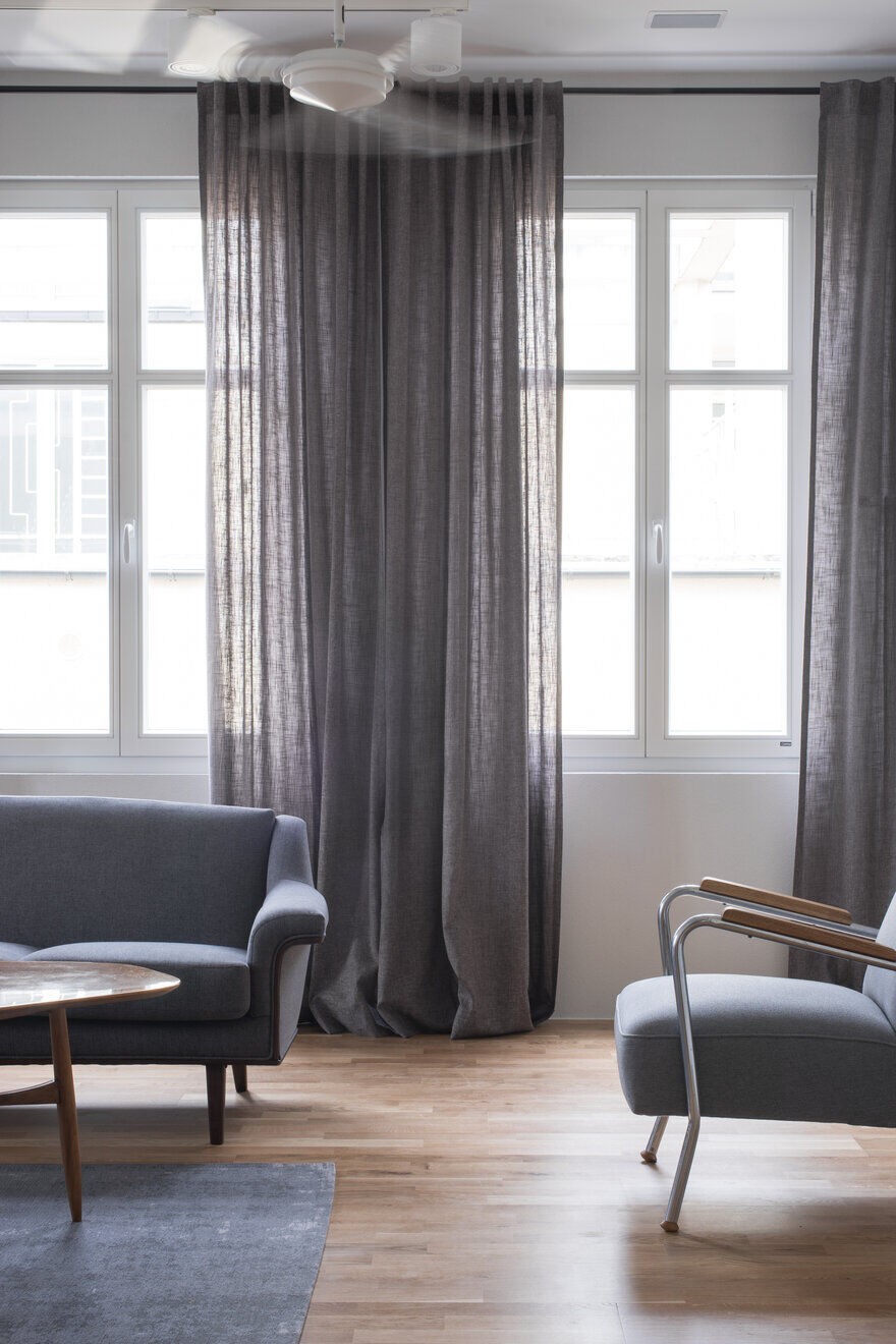 谁说客厅就得“老三样”？90㎡的家舍弃没必要的电视柜，清爽极了