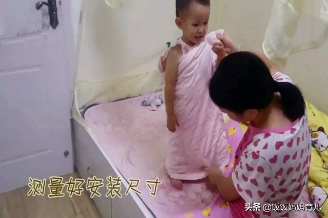 宝宝睡觉爱蹬被子有啥办法,孩子睡觉老蹬被子怎么办