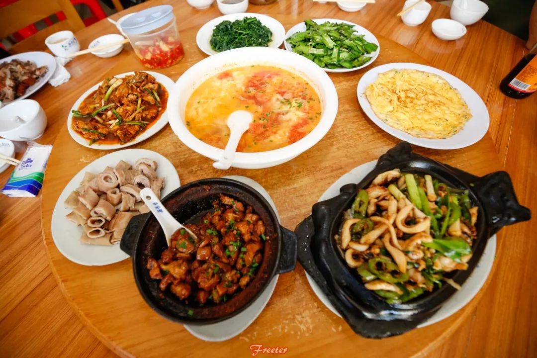 我们跟着本地人吃完这十家店，做了一份最靠谱的三亚美食线路