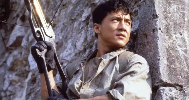 洪金宝东方秃鹰片段,洪金宝打得过钱嘉乐吗