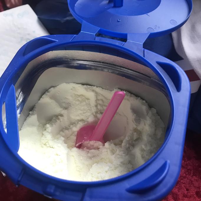 爱他美白金版奶粉配方表,爱他美婴幼儿配方奶粉