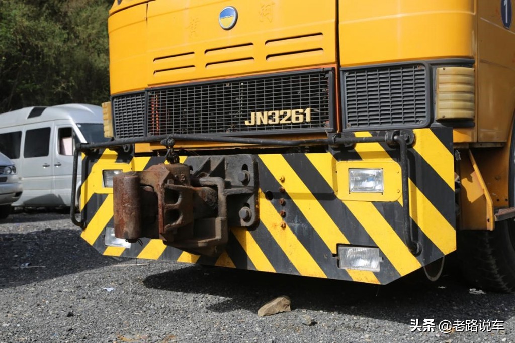 斯太尔血脉超级少见的黄河牌JN3261公铁两用卡车