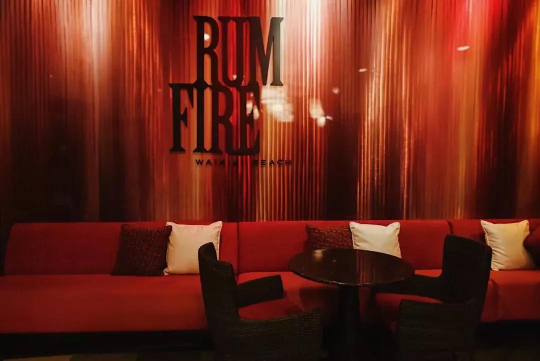 在吸引村上春树买房养老的海岛呆3天，马代帕劳在我心里降到第二