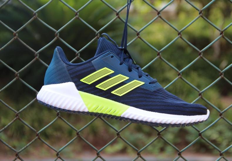 阿迪达斯清风跑鞋发黄怎么处理,阿迪达斯清风跑鞋eg1122