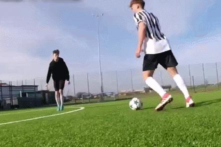 论骚只服最后这招,学会了就是球场最靓的仔