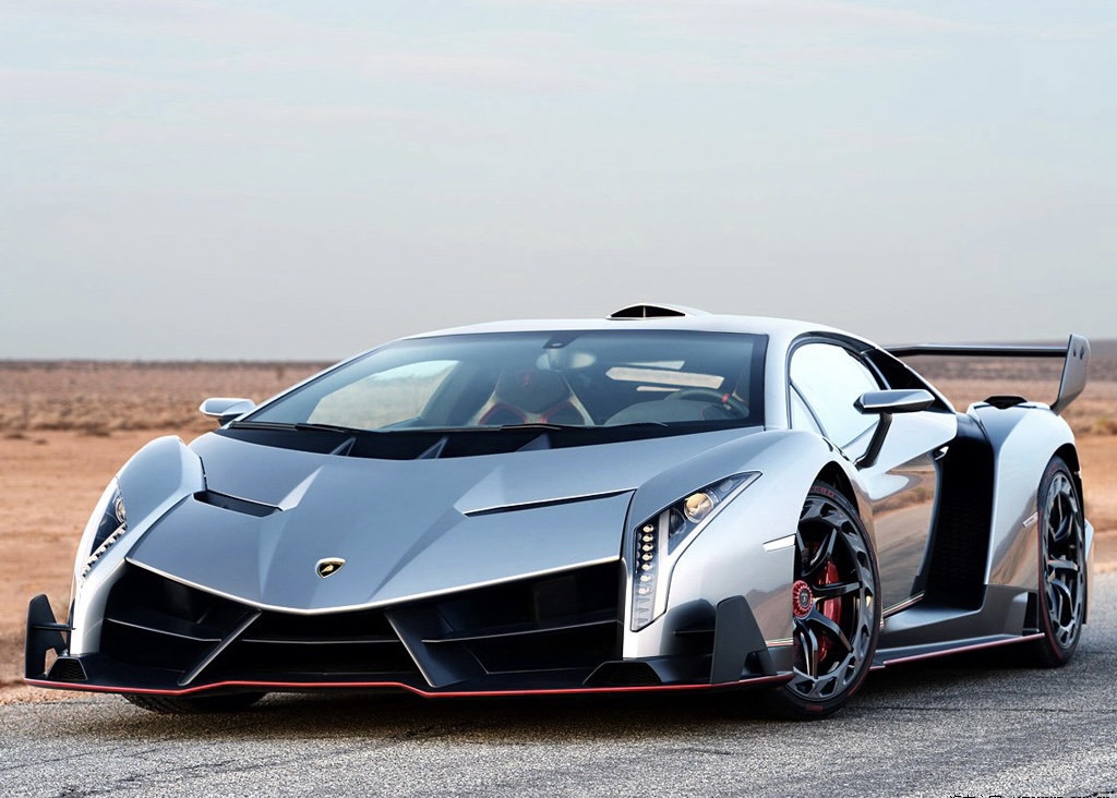 心中唯一的神，*博兰**基尼Veneno