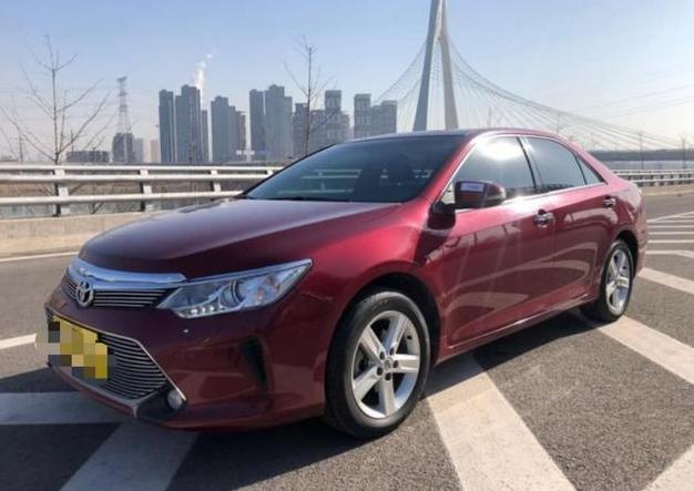 2015款凯美瑞12万公里值多少钱,2015年凯美瑞卖了多少辆