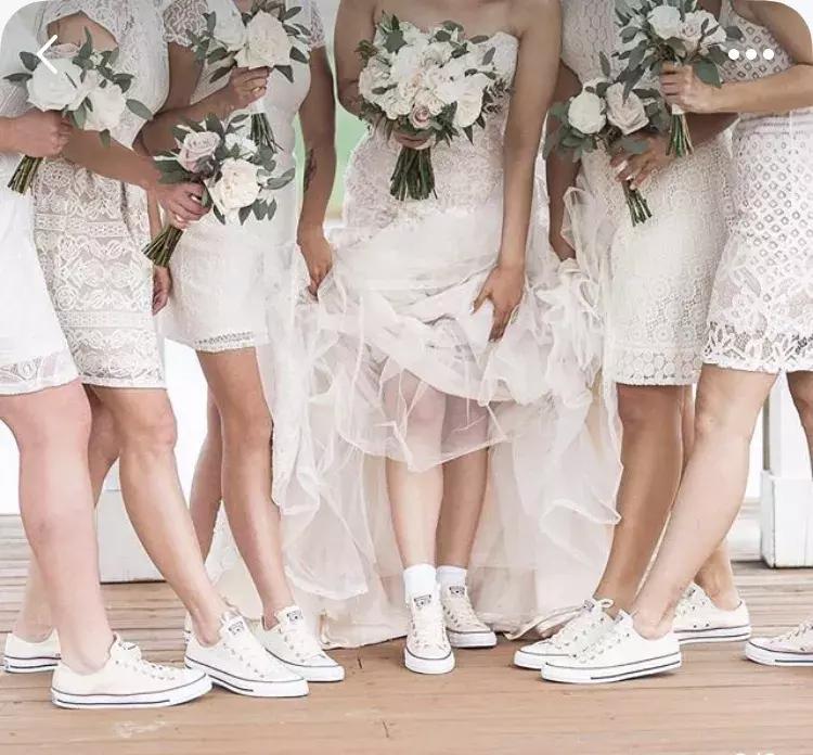 除了撞款的大牌婚鞋，小众+平价的美貌婚鞋走一波