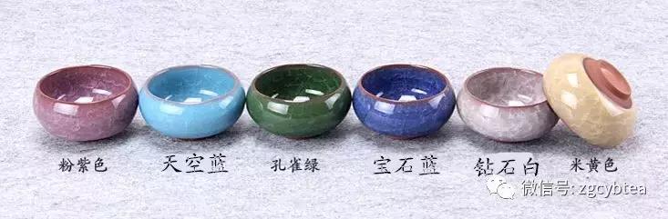 茶桌上稀奇古怪摆件,茶桌上的各种茶具