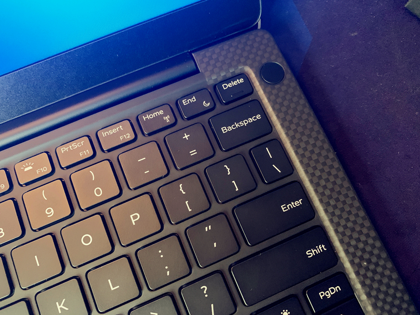 戴尔xps700价格,戴尔6800h轻薄本