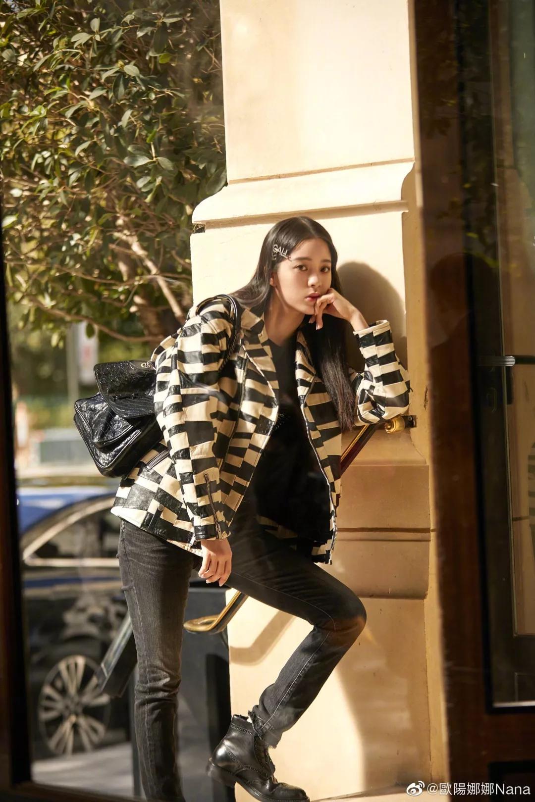 一双靴子竟然可以这么百搭,一双靴子有1kg吗