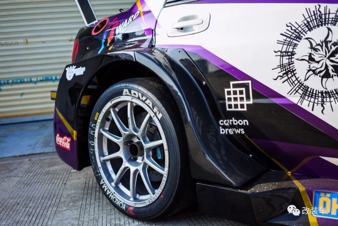 拳打法拉利脚踢迈凯伦evo,拳打法拉利脚踢迈凯伦的跑车