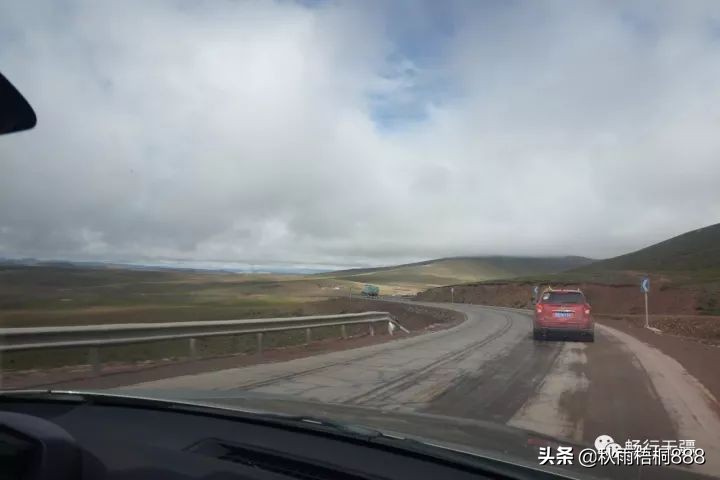 自驾青藏线进藏有多困难？有兴趣的就跟我走一趟逶迤的青藏线吧