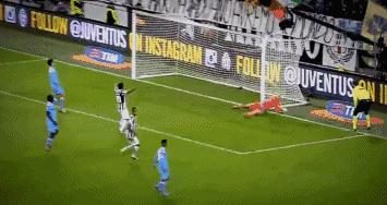 精准长传和低空传球,皮尔洛销魂长传