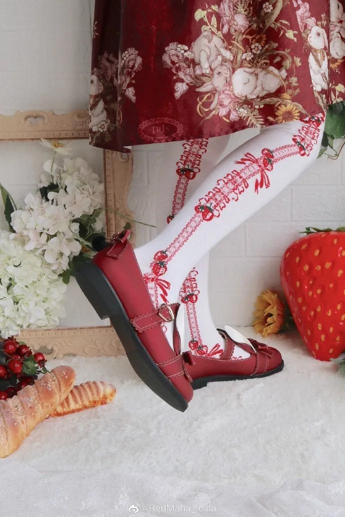 精致Lo娘必不可少的配饰？少女裙摆下的小心思，Lolita袜子安利