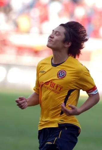 汪嵩再掀足坛波澜,小将汪嵩连续22个赛季进球