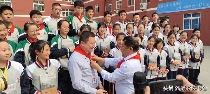 迎世界读书日全民阅读,迎接世界读书日书城开启高端对话