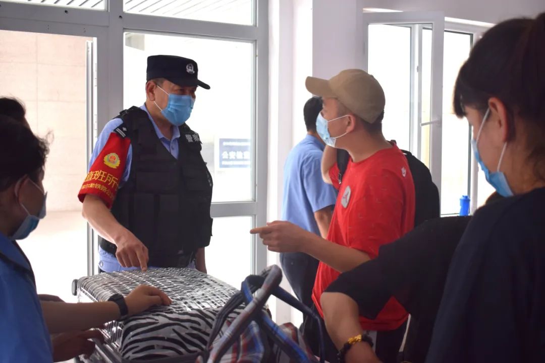 阿斯哈尔·阿皮孜：近十年风雨路，初心不变，这里就是我的故乡！