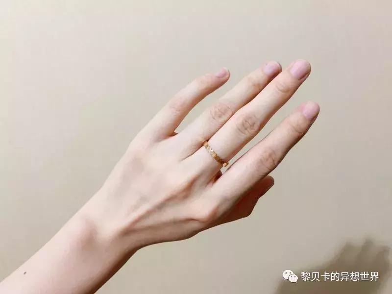 这些东西买的时候肉痛却天天用,她们说值了