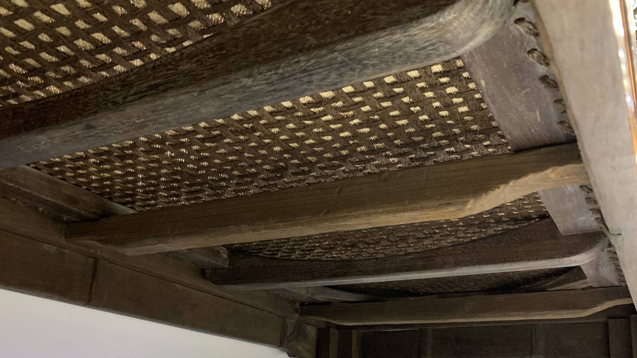 挖缺做、各种枨，黄花梨方腿小榻632万成交