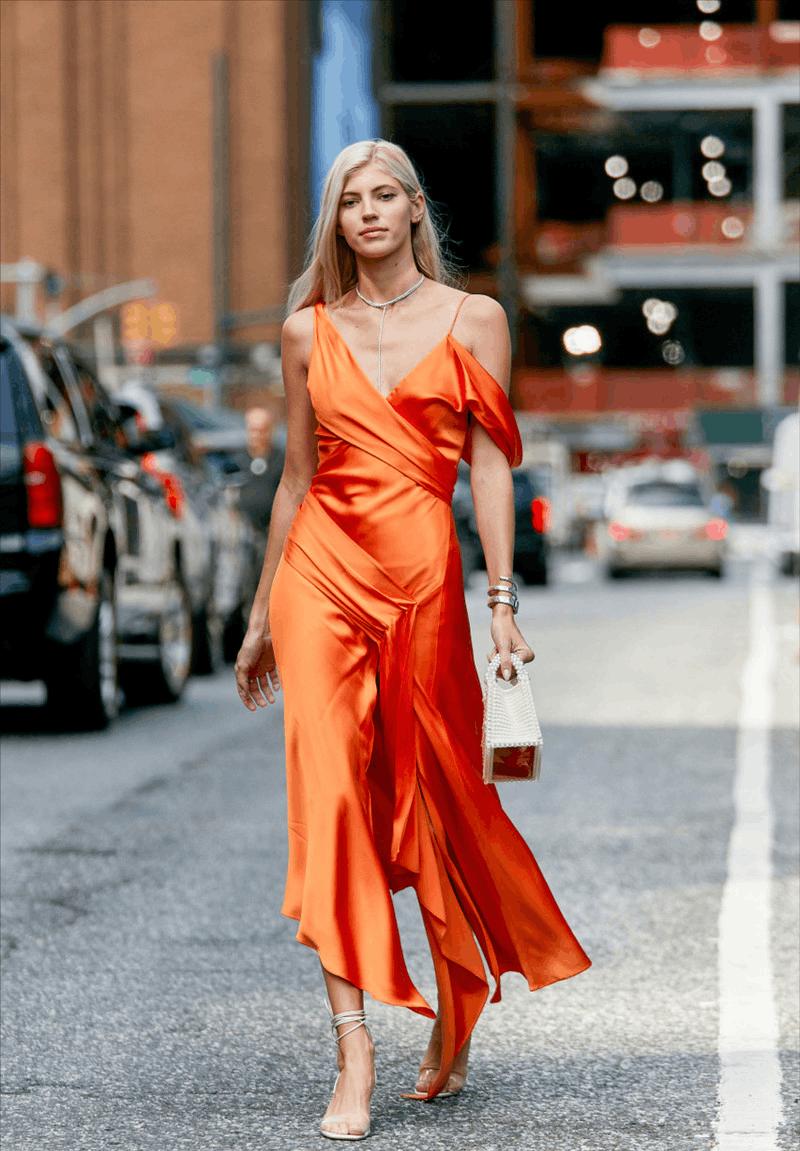 灰姑娘同款水晶鞋你值得拥有,水晶鞋只有一只了灰姑娘能穿吗