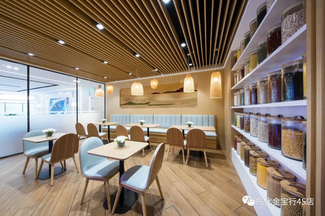 兴化金宝行bmw4s店,邀您见证