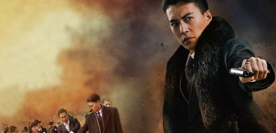 他曾是“职场男神”，娶“北电才女”李佳，今一家四口其乐融融