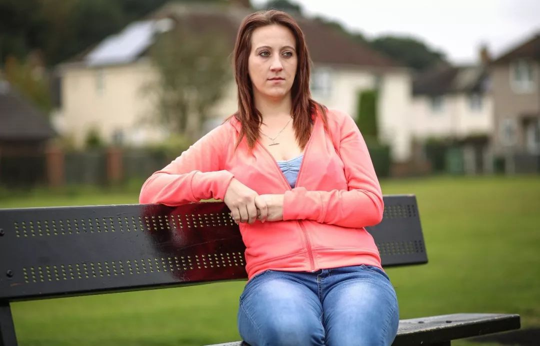 亲爹在高铁上猥亵女儿，不是父爱是下流！